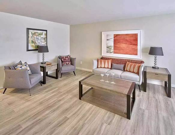 $1,553 / 445ft2 - Beautiful, bright, and eco-friendly Studio bed! Come tour 3030 Lake Ci (Seattle)63659648062081123