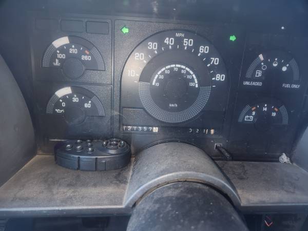 1990 OBS Chevy c2500 - $5,500 (san jose east)63613211393795121