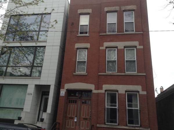$2,250 / 3br - 1400ft2 - HUGE WICKER PARK REHAB 3BR IN GREAT AREA, IN UNIT LAUNDRY (East Village)64041646350850120