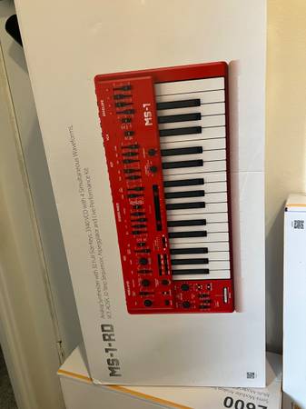 Behringer MS-1 synth 1