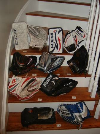 JUNIOR AND SENIOR HOCKEY GOALIE BLOCKERS&CATCHERS 1