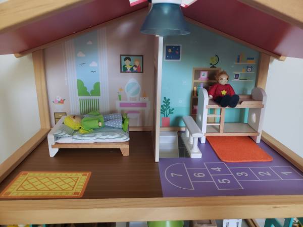Hape wooden mansion doll house - $100 (San Marino)63471471531649121