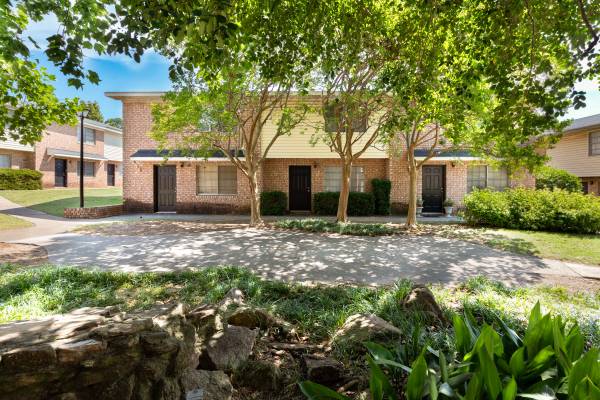 $1,125 / 2br - 1200ft2 - A Beautiful Town Home Awaits You! ¡Una Hermosa Casa Adosada Te Espera! (NORTH AUGUSTA)63825470966659120