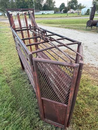 Roping/Rodeo chute 1