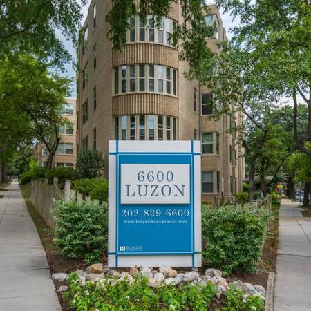 $2,063 / 1br - 800ft2 - $0 MOVE IN FEE!!! APPLY BEFORE SEPTEMBER 30TH (Brightwood)63843419757185121