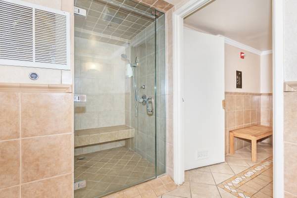 $2,249 / 1br - 652ft2 - ¡Ubicado en Los Ángeles!, 1B/1B, Casa club (930 Figuroa Terrace, Los Ángeles, CA)63912984274050122