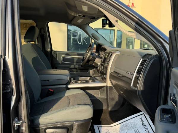 2017 RAM 1500 Crew Cab - Photo 14