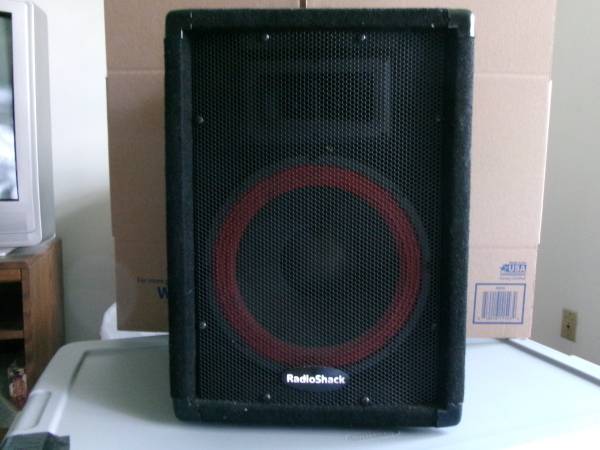 Altavoz PA de Radio Shack - $10 (Morton)63442980998401120