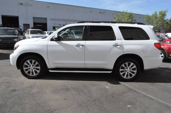 2010 Toyota Sequoia Limited 4WD - $11,49563616745234563122