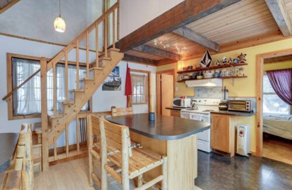 $2,200 / 2br - 1100ft2 - Snoqualmie Pass Chalet (Conifer/Snoqualmie Pass)63944823214339121