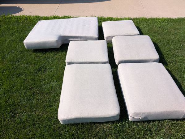 Old sectional cushions 1