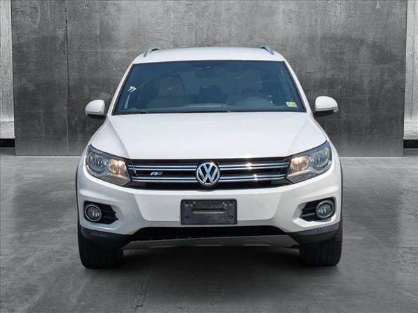Tiguan VW R-Line SUV Volkswagen 2016 - $12,000 (Llame al *(571) 449-2081* para confirmar disponibilidad al instante)63618600057731121