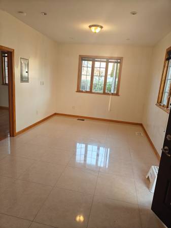 $2,500 / 2br - 800ft2 - Apartamento de 2 dormitorios en Bayside (Oakland Gardens)63816729952643123