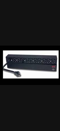 APC AP9563 outlet/inlet Rack 1