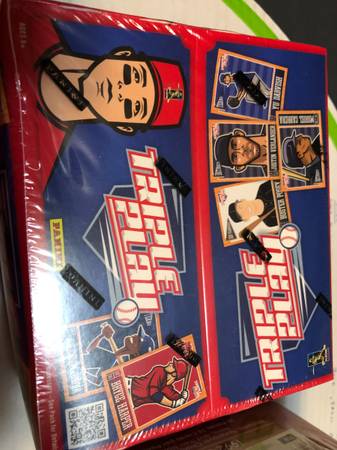 2013 PANINI TRIPLE PLAY BASEBALL STICKER SEALED BOX 1