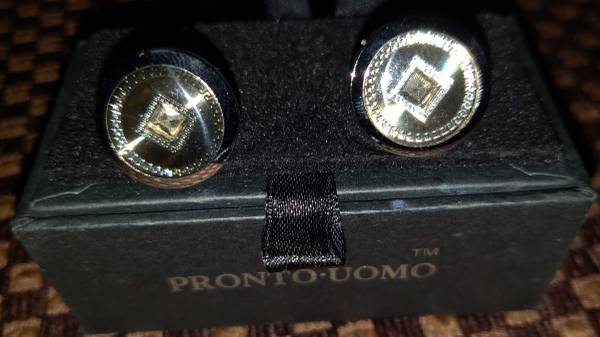 Pronto Hombre Gemelos - $25 (West Hollywood)63471347603203122
