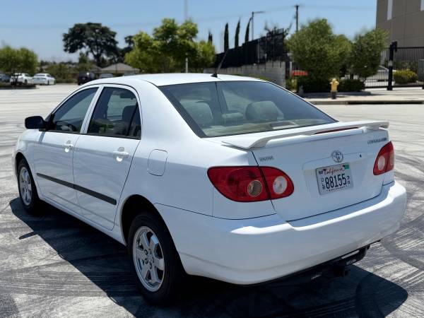 2007 Toyota Corolla 5 velocidades manual - $4,999 (South El monte)63615861530753122