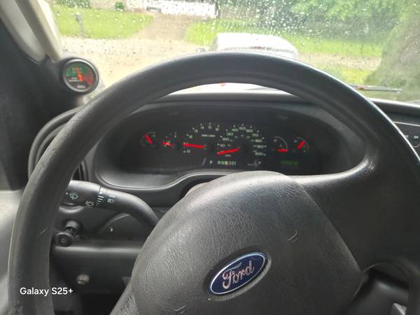 2007 Ford e450 - Photo 7