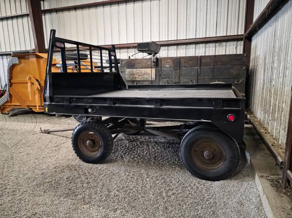 J & I Mfg Flatbed 1