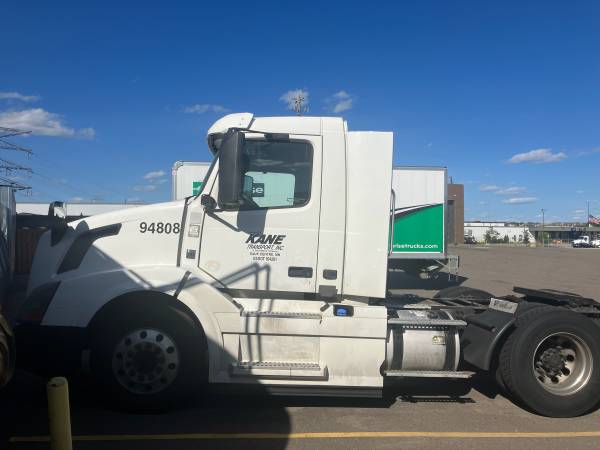 2012 volvo vnl 1