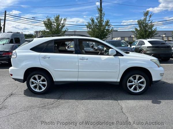 2009 *Lexus* *RX 350* *AWD 4 puertas* Blanco - $4,950 (Subasta de autos públicos de Woodbridge)63481743848963121
