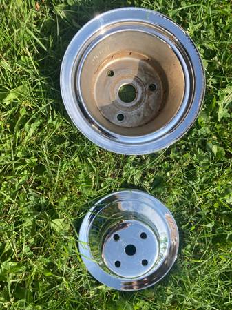 Sbc chrome pulleys 1
