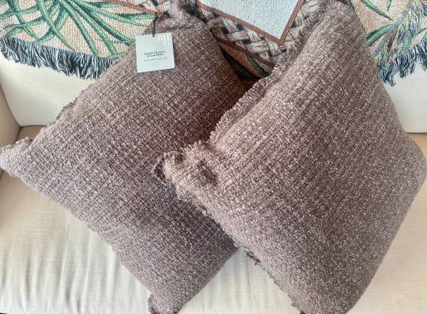 Better Homes & Gardens Two Matching Throw Pillows 22” x 22" Brown 1