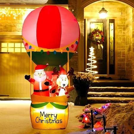 INFLATABLE CHRISTMAS DECORATION 1