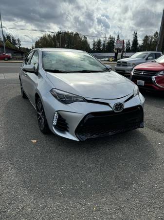 2017 toyota corolla se 1