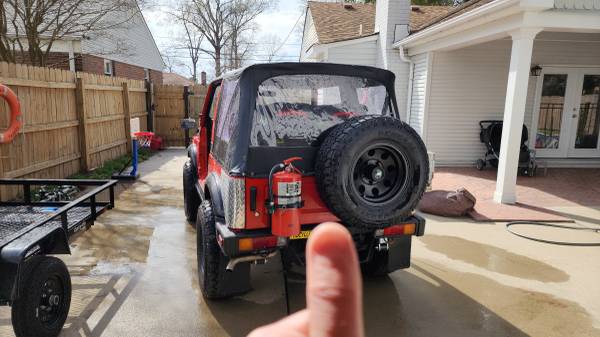 Suzuki Samurai 1986 - $8.000 (Chesapeake)63621667220609122