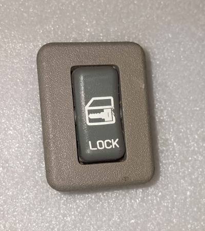 Chevy “Rear Cargo Door Lock Switch” 1