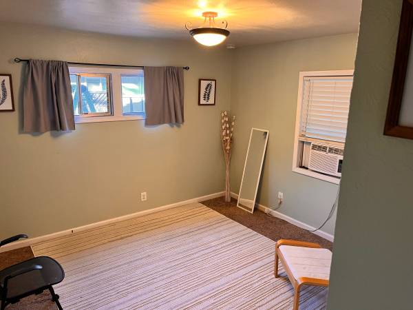 $850 / 1br - 120ft2 - Room for rent - westside (Redding / Mary Lake)63972532832258120