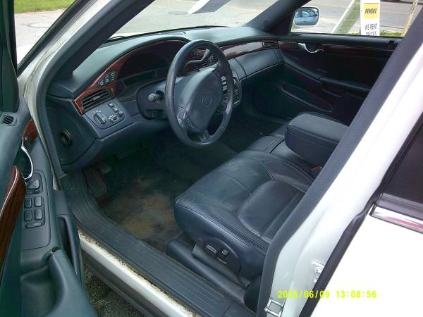 2005 Cadillac Sedan Deville 90K miles - $2,650 (WINCHESTER)63624979123587123