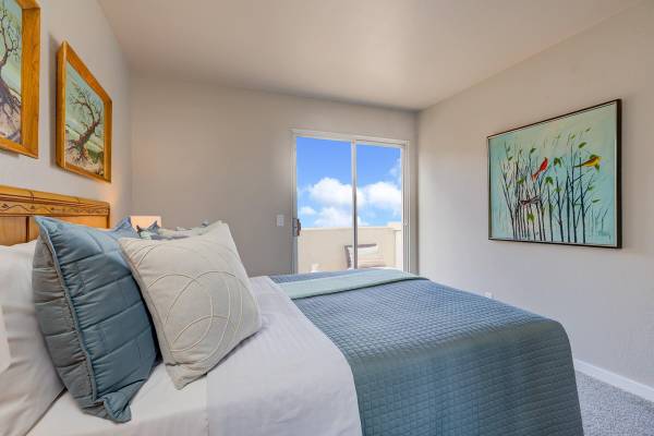 $2,779 / 2br - 957ft2 - 2-Bedroom Townhome – Stylish, Spacious, and Ready for You! (18005 W. Anne's Circle, Los Angeles, CA)63857624682625124