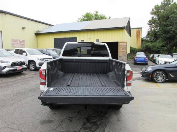 2021 Nissan Titan PRO 4X 4x4 4dr Crew Cab LLAME O ENVÍE UN MENSAJE HOY - $39,995 (+ House of Kars)63439984860161124