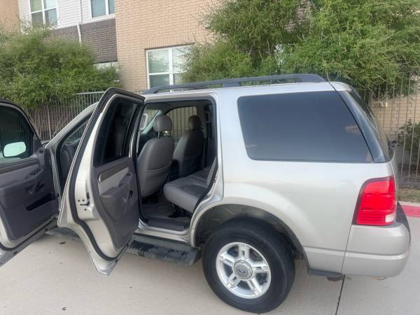2004 Ford Explorer XLT - 96,000 millas - $4,999 (Fort Worth)63488649310465124
