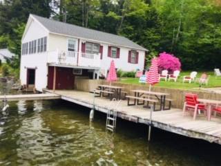 BEST LOCATION ON THE LAKE! BRING YOUR BOAT SWIM FISH RIGHT OUT FRONT! 1