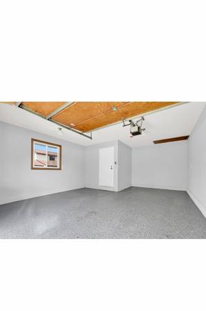 $2,000 / 2br - 1200ft2 - Condominium (Mt Pleasant)63386541600257122