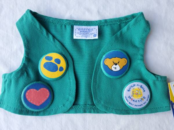 Chica de las Girl Scouts con chaleco verde Build-A-Bear 2011, nuevo con etiquetas - $15 (Tacoma)63439418490755122
