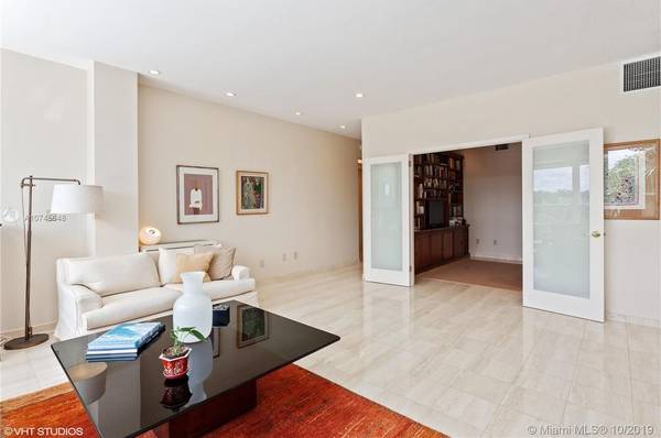 $50 / 1br - 1283ft2 - Boutique Ocean front "MiMo" (Miami Beach, FL)64051006888962124