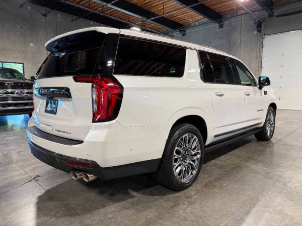 2023 GMC Yukon XL 4x4 4WD Denali Ultimate  4dr SUV - $78,900 (Platinum Motors Corp)63438392011393123