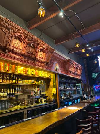 Bartender | Kitchen staff | Servers 1