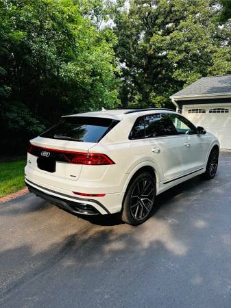 2020 Audi Q8 55 Premium Plus - $41,900 (Minneapolis)63481326452355122