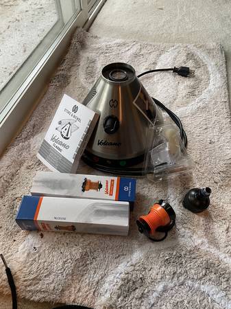 VOLCANO CLASSIC Vaporizer 1