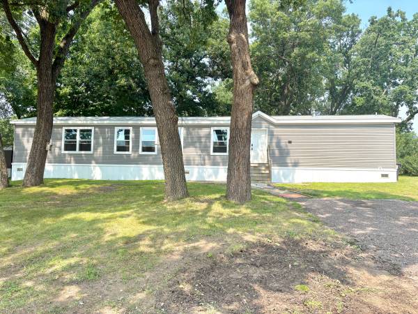 $89,000 / 3br - 1216ft2 - EN VENTA: 203 Rosebud Lane East, Altoona, WI, 54720 (Eau Claire)63845960618497120