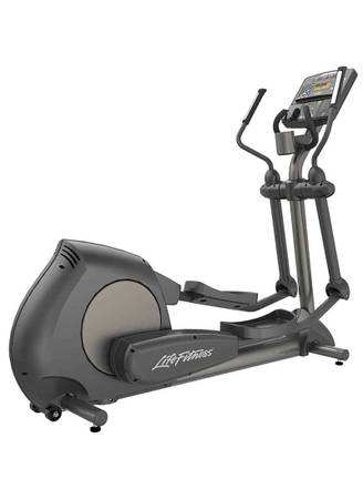 Life Fitness Elliptical Machine 1