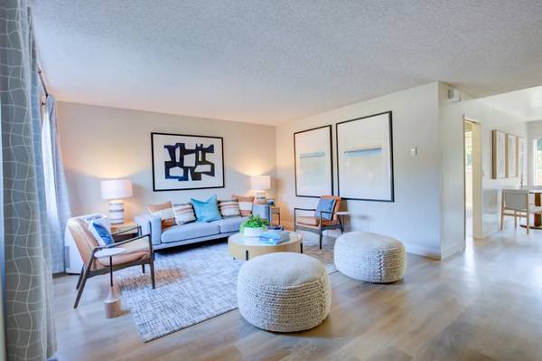 $2,263 / 1br - 733ft2 - $1500 off second month! call for details! (Camarillo)63800496943107121