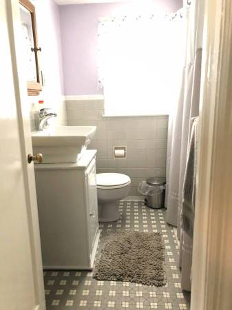 *** Cute 2nd Floor Includes Heat and Water*** 1