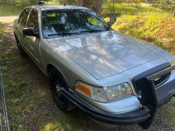 2010 Ford Crown Victoria Police Interceptor V8 - $5.700 (Gig Harbor)63617305343107121