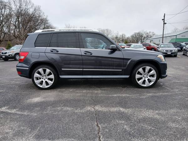 2010 MERCEDES BENZ GLK 350 - $6,999 (BEACH PARK, ILLINOIS)63619111686657123